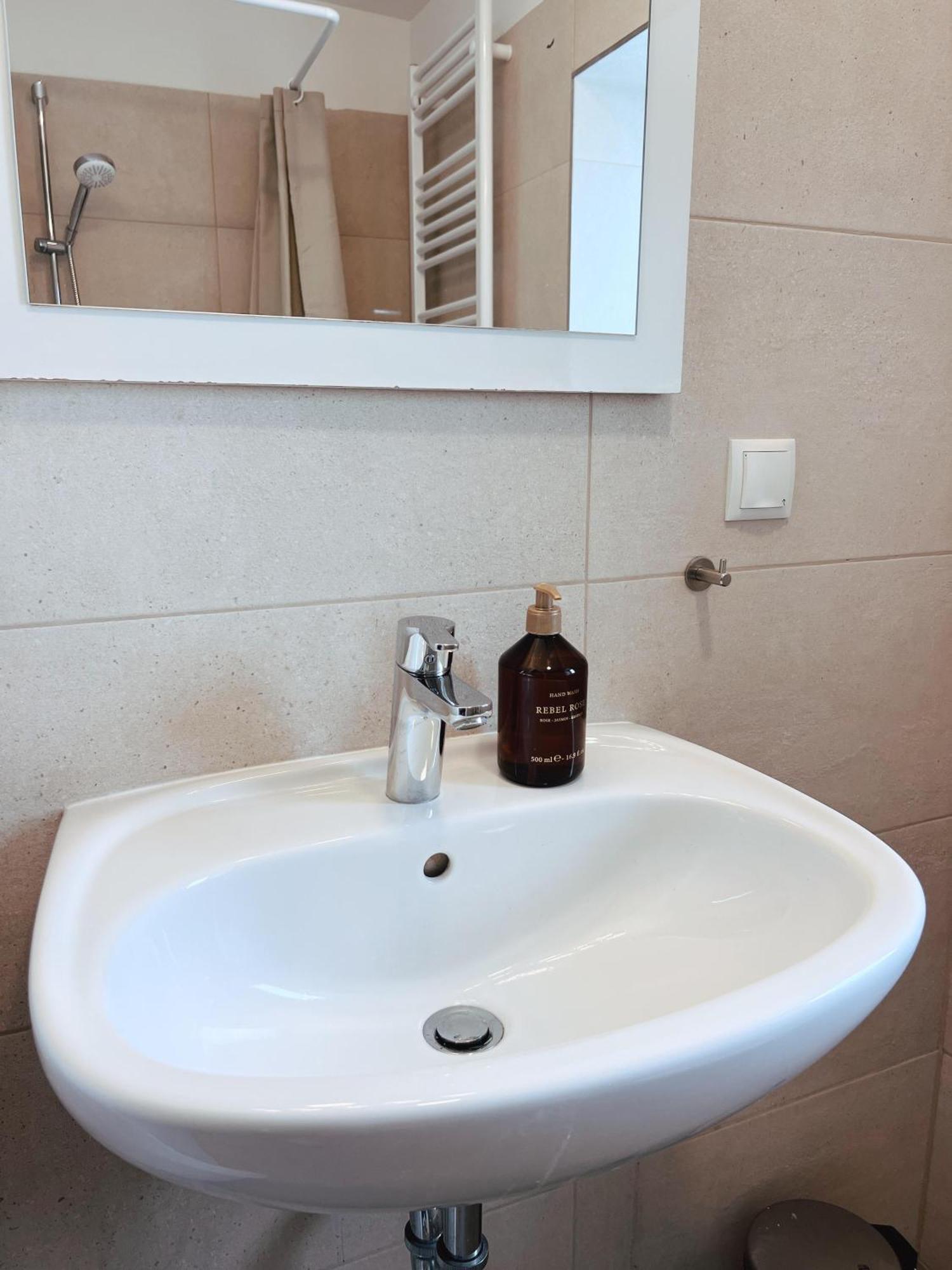 Brunnenmarkt Balcony Apartment Wien Ngoại thất bức ảnh